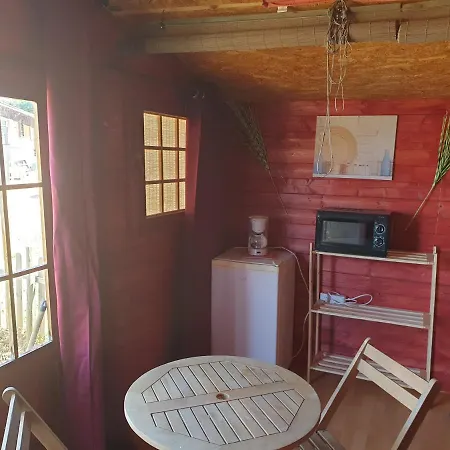 Quarto em Acomodações Particulares De Fet